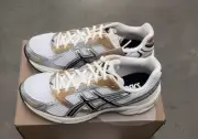 ASICS Gel 1130 Men's Size 7·5 'White Black Gold' | 1203A698-100