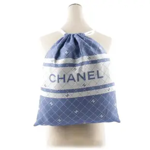 【CHANEL 香奈兒】CC Logo 標誌菱格紋棉質混絲束口後背包+浴巾組(藍色)