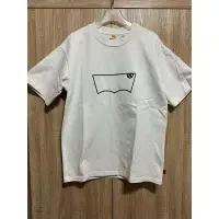 在飛比找蝦皮購物優惠-Levi’s   白色Logo  T-shirt   M號