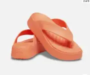 New Women's CROCS GETAWAY PLATFORM FLIP FLOPS Sunkissed Coral Peach Orange US 6