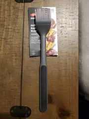 Genuine OXO SoftWorks Grilling Basting Brush Long Angled Head Silicone Nwt