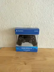 Sony DualSchock 4 Wireless Controller for PlayStation 4 - Jet Black