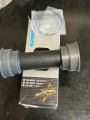 Shimano Saint Mountain Bottom Bracket SM-BB71-41C Hollowtech II Pressfit BB Zee