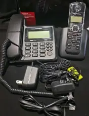 Motorola M802C DECT 6.0 Enhanced 2 Handset Phone with Digital Answering SystemSB