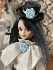 Takara Jenny Jenny's Club Original Black & Blue Hair Kisara Gothic Doll