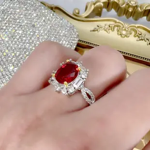 時尚女款戒指 鍍黃金雙色版高定3克拉人工紅寶石戒指 鑲精工大方蛋形鑽彩寶女戒