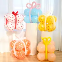 在飛比找momo購物網優惠-超可愛點點禮物氣球DIY材料包1組(生日派對 告白求婚 周歲