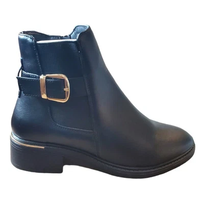 Truffle Collection (ASOS) SIZE 9 buckle chelsea boots in black UK SIZE 7