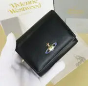 Vivienne Westwood clasp wallet Multi-Card Pocket Snap button closure Leather