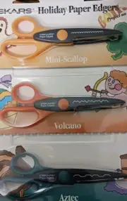 Fiskars Holiday Papers Edgers Mini Scallop Volvano Aztec Scissors Pk 3