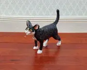Dollhouse Kitty Cat Tuxedo Black and White Walking 1:12 Scale Miniature Pet