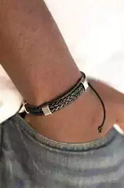 Paparazzi Bracelet - The Expeditionist- Black- Metallic - Pull String- Urban
