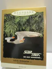 STAR TREK THE NEXT GENERATION U.S.S. ENTERPRISE HALLMARK ORNAMENT 1993 NIB