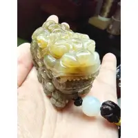 在飛比找蝦皮購物優惠-和田玉 且末麻糖貔貅手把件小擺件