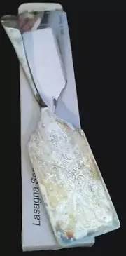 Wm. A. Rogers Silverplate 11.5" Lasagna, Cake, Quiche Server. Imported by Oneida