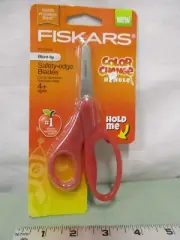 Fiskars Scissors Color Change Red Handle Blunt-tip ages 4+ safety edge blade
