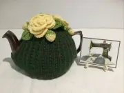 4 Cup Hand knitted Teapot Cosy With Yellow Roses & Buds New