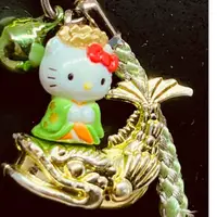 在飛比找蝦皮購物優惠-日本帶回來的Hello Kitty名古屋金鯱 限定金湖鑰匙圈