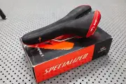NOS VINTAGE SPECIALIZED S-WORKS BODY GEOMETRY ROAD BIKE SADDLE - TITANIUM - RARE