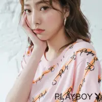 在飛比找momo購物網優惠-【PLAYBOY】滿版斜條印花上衣(粉色)