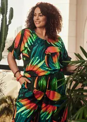 [Virtuelle] Taking Shape Natural Painted Toucan Top Size 16 in Print, Viscose - Plus Size Women's Clothing Print