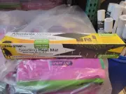 Jump Start Seedling Heat Mat Fits 2 Trays 20" x 20"