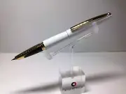 Sheaffer Taranis Fountain Pen - White Lightening/Gold #94420M