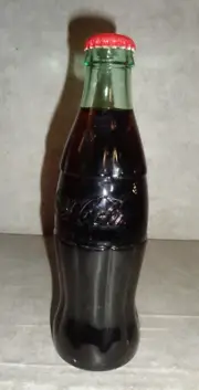 VINTAGE 8 OZ. FULL COCA COLA BOTTLE ATLANTA **