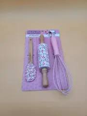 Peanuts New Snoopy 3 pc Baking Set Spatula, Whisk, Rolling Pin Valentine’s Set