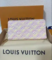 Louis Vuitton Zippy Wallet M81299 Summer Stardust Collection long Wallets pink