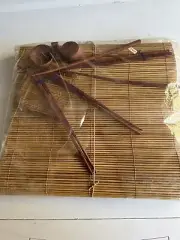 Bamboo Sushi Set With Chopsticks