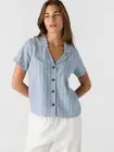 Hang Ten Women's Woven top, Light Blue, Size S *