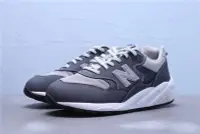 在飛比找Yahoo!奇摩拍賣優惠-New Balance 580 復古 灰色 休閒運動慢跑鞋 