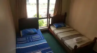 Sam's Marina Court Homestay