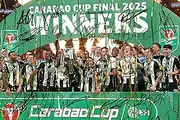 RJR PRINTS Newcastle United 2024/5 Carabao Cup Final Team Signed 12x8 Inch Montage Autograph Photo Print WIth Pre Printed Signatures Which Would Make A Superb Gift For Any Fan.