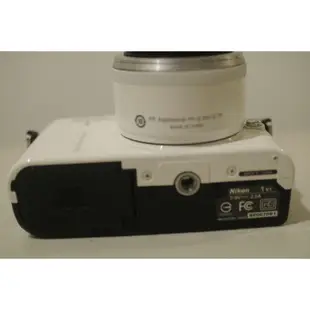 Nikon V1 二手_類單眼相機  (2011年製造與購入)