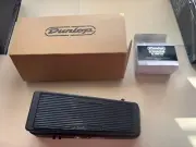 Dunlop EC003US Cry Baby Classic Wah Effects Pedal - New