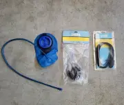 LOT SALE Camelbak 1L 32oz Hydration Bladder w/ Cleaning and Thermal Control Kit