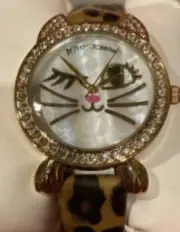 Betsey Johnson Winky kitty leopard charm watch S2