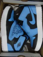 NIKE SKY JORDAN 1 BQ7197 041 SIZE 11.5C~3Y