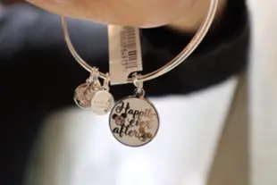 Alex&Ani 美國加州迪士尼限定手環 Happily ever after