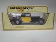 MATCHBOX MODELS OF YESTERYEAR Bugatti 1:38 SCALE Y-24 1927 BUGATTI