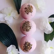 Aaranyam Bath Bomb, Fizzy Aromatic Bath Bomb With Lavender Buds (75G Each) Pack Of 3