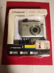 New Sealed Polaroid iS 624 Silver 16MP Optical 6X Zoom Digital Photo Camera