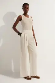Tall Viscose Linen Pleat And Pocket Detail Woven Straight Leg Pants