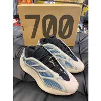 在飛比找蝦皮購物優惠-adidas Yeezy Boost 700 V3 現貨女款