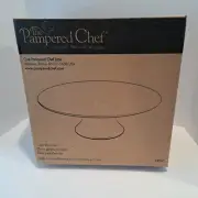 Pampered Chef #1957 White Ceramic Cake/Cupcake Stand Pedestal NIB (Retired)