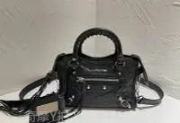 在飛比找Yahoo!奇摩拍賣優惠-二手正品BALENCIAGA 巴黎世家300295 mini