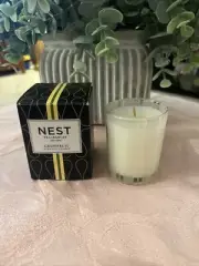 NEST Fragrances Votive Candle- Grapefruit, 2 oz Small Candle NEW IN BOX!!