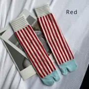 A Pair of Women Striped Tabi Socks Split Toes Japanese Style for Sandal Fashion